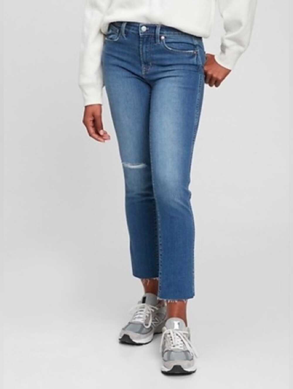 ❤️ NWOT! GAP VINTAGE SLIM MID-RISE JEANS, DISTRESSED, RAW SPLIT HEM, 2S 26 SHORT